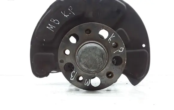 Mercedes-Benz E W212 Front wheel hub spindle knuckle 2123302505