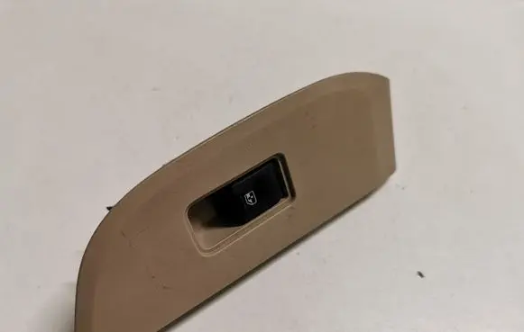 Subaru Outback (BS) Electric window control switch 94263AL05A