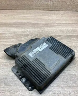 Renault Laguna I Engine control unit/module ECU HOM7700105817 S113725203A