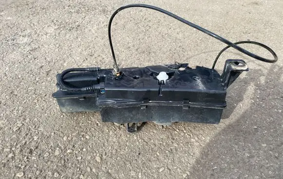 Citroen Berlingo FAP fluid tank 9672052180