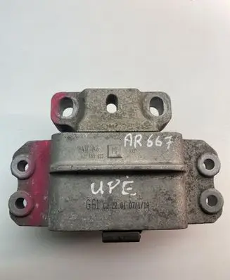 Volkswagen Caddy Engine mount bracket 1K0199555 1K0199555M