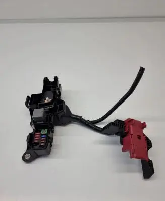 Toyota RAV 4 (XA50) Positive cable (battery)