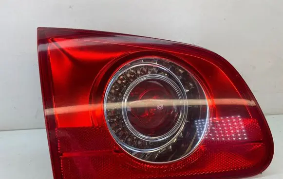Volkswagen PASSAT B6 Tailgate rear/tail lights 3C9945093