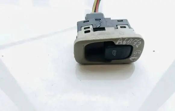 Volvo S80 Electric window control switch 9476697