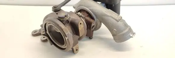 Volkswagen Tiguan Turbo 04E145725DJ