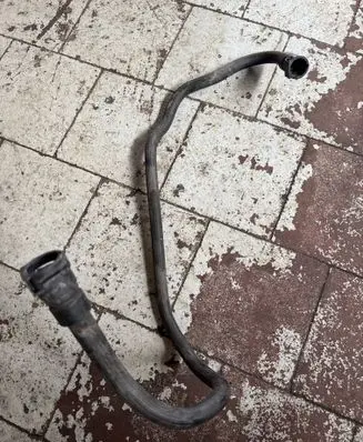 Peugeot 308 Engine coolant pipe/hose