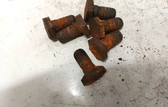 Peugeot 206 Nuts/bolts 