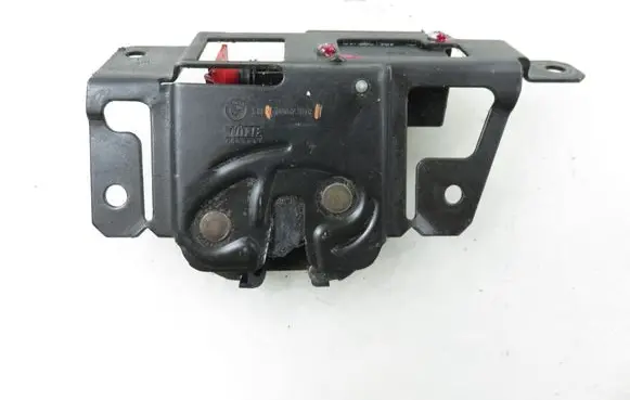 BMW X3 E83 Tailgate/trunk/boot lock/catch/latch 7057364