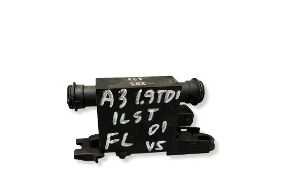 Audi A3 S3 8L Door control unit/module 4A0959981A D104A