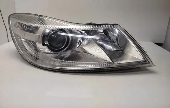 Skoda Octavia Mk2 (1Z) Headlight/headlamp 1Z2941016G