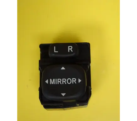 Toyota Corolla Verso E121 Wing mirror switch 183574