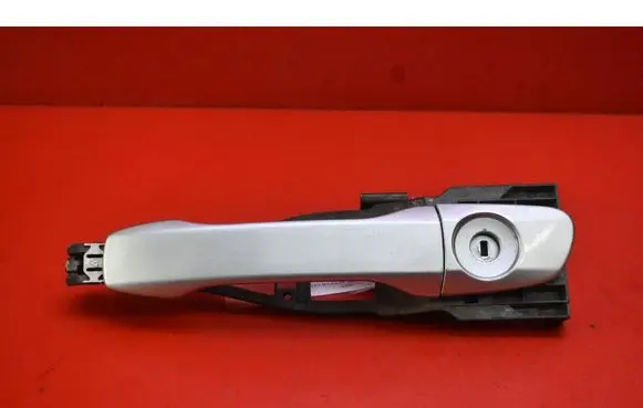 Volvo XC90 Front door exterior handle 