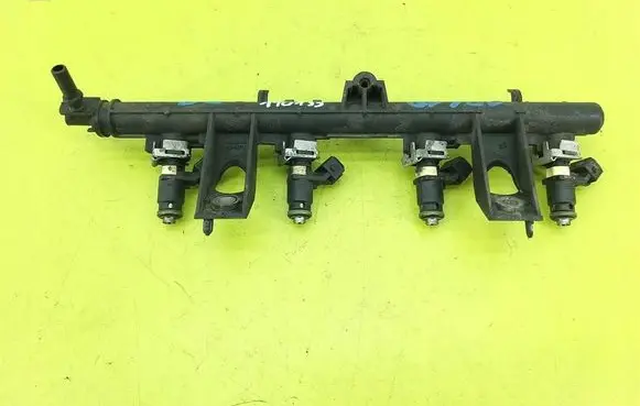 Renault Clio III Fuel main line pipe 8200604620