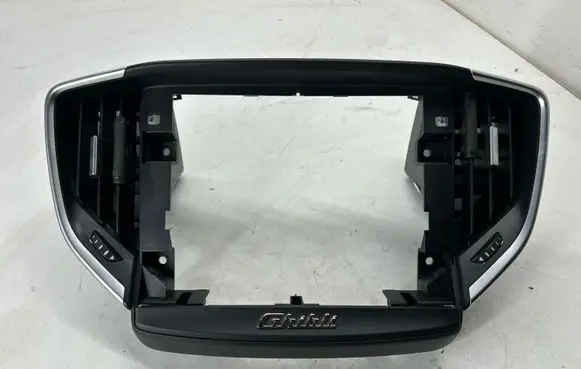 Radio/GPS head unit trim