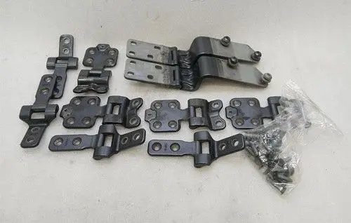 Mercedes-Benz G W463 2nd Gen Tailgate/trunk/boot hinge A4637402101