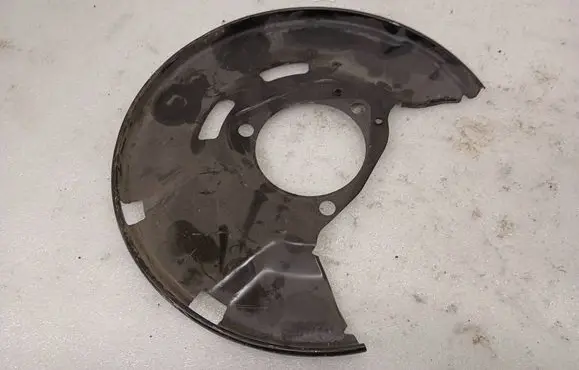Chevrolet Volt I Front brake disc dust cover plate 13324459
