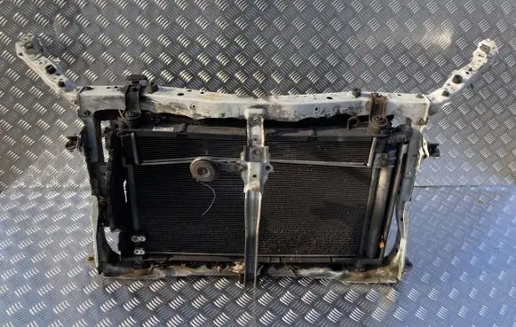 Toyota Auris E180 Radiator set PK15804