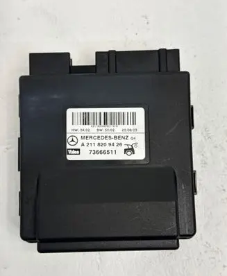 Mercedes-Benz E W211 Tailgate/trunk control unit/module A2118209426 73666511