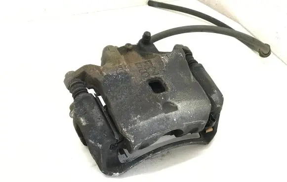 Nissan Pulsar Front brake caliper