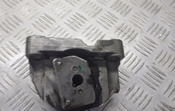 Volvo S80 Engine mount vacuum valve 30776354