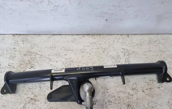 Mercedes-Benz GLC C254 Tow bar a2543102100
