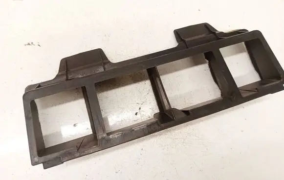 Toyota RAV 4 (XA30) Air intake duct part 5587042030