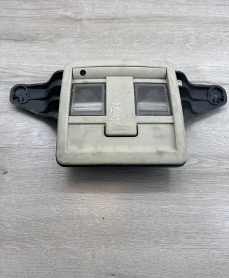 Dodge Nitro Front seat light