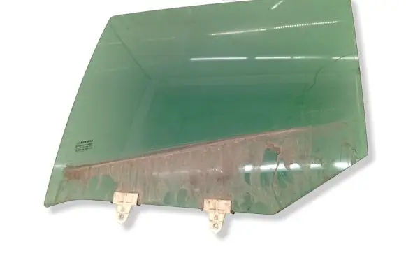 Renault Megane III Rear door window glass 43R000010