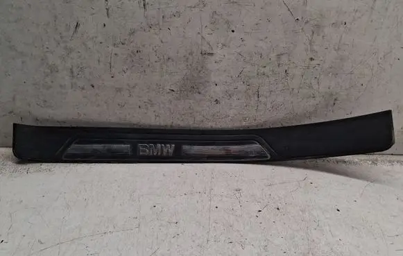 BMW 5 E39 Rear sill trim cover 8178121