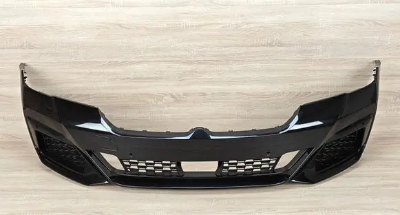 BMW 5 G30 G31 G38 Front bumper 8469287