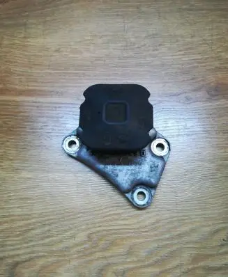 Audi A8 S8 D2 4D Engine mounting bracket 4D0199343D 7184974