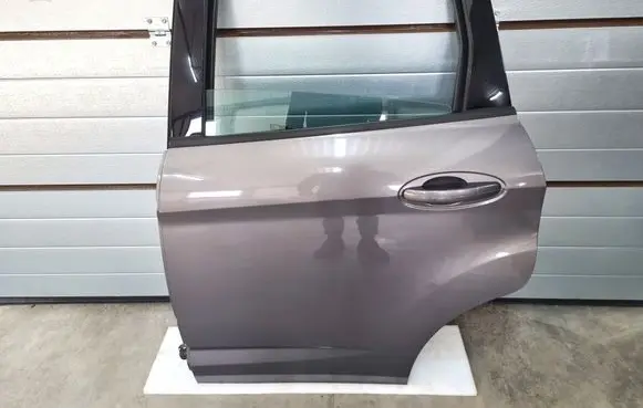 Ford C-MAX II Rear door