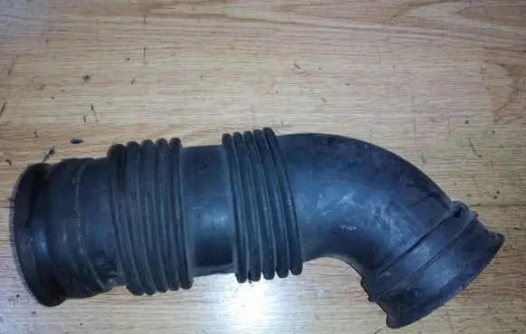 Citroen Berlingo Intercooler hose/pipe 9634642380