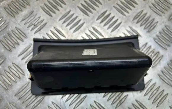 BMW 5 E60 E61 Dashboard storage box/compartment 7059956