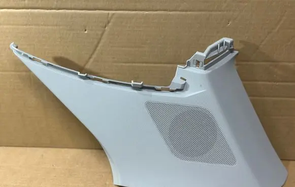 Audi Q3 F3 (D)pillar trim (top) 83A867246