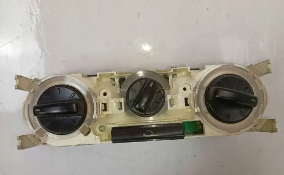 Skoda Fabia Mk1 (6Y) Climate control/heater control trim 6Y0819045H