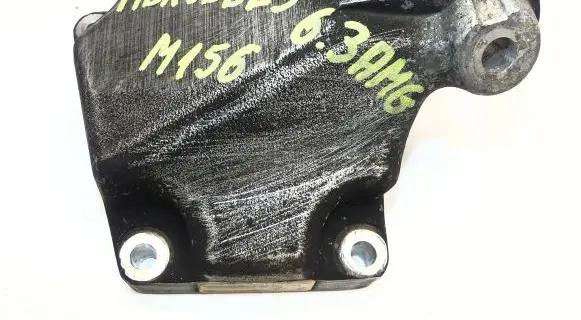 Mercedes-Benz ML AMG W164 Engine mounting bracket A1562231304