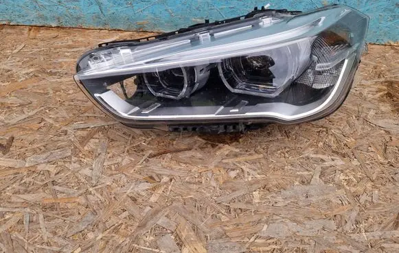 Headlight/headlamp