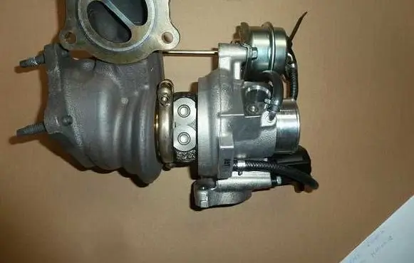 Chevrolet Malibu Turbo 4937707850T