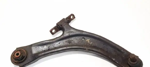 Nissan Qashqai Front lower control arm/wishbone
