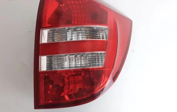 KIA Ceed Rear/tail lights 924021H3