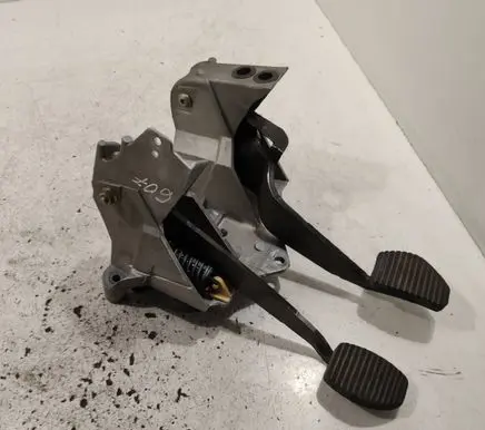 Peugeot 607 Pedal assembly 9642806680
