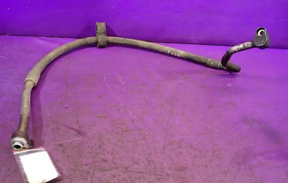 Volkswagen PASSAT B5.5 Air conditioning (A/C) pipe/hose 