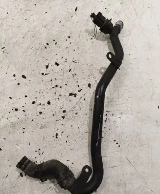 Volkswagen PASSAT B7 Engine coolant pipe/hose 5N0121065