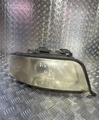 Audi A6 S6 C5 4B Headlight/headlamp 155924