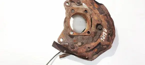 Subaru B9 Tribeca Front wheel hub