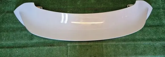 Tailgate/trunk spoiler