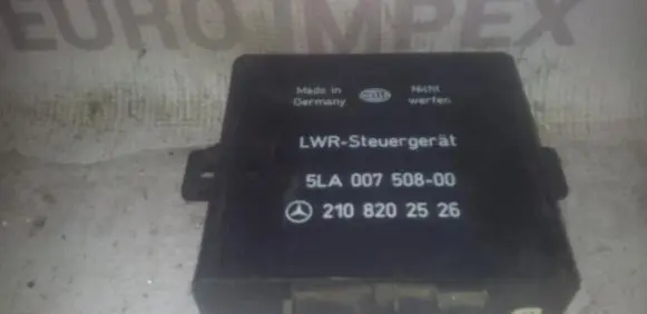 Mercedes-Benz E W210 Comfort/convenience module 2108202526 5LA00750800