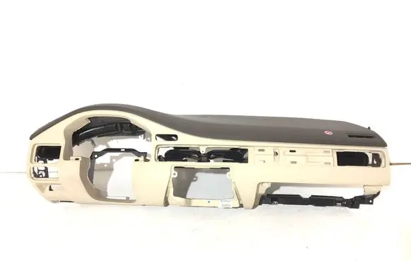 Volvo XC70 Dashboard 8648853 Y2X266328 0806261326