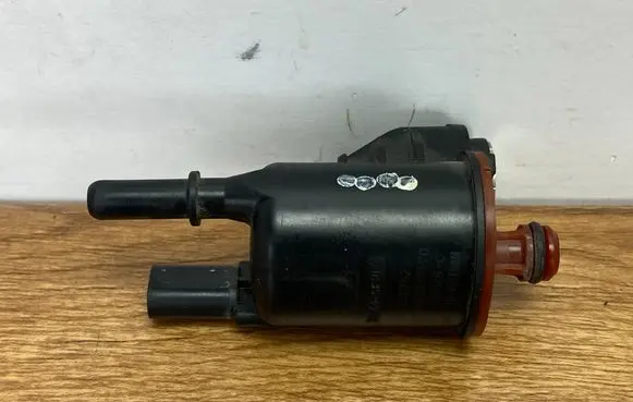 Chevrolet Camaro Valve vacuum 12630282PINYA 12630282